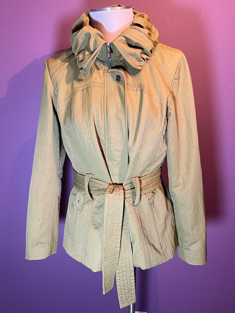 💚LanVie Khaki Green Belted Hooded Short Trench Jacket